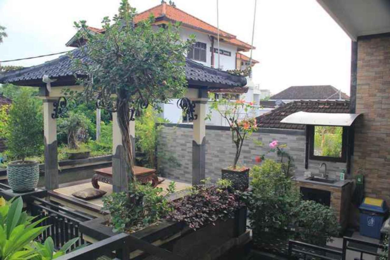 Oyo 90274 Odah Guest House Kuta (Bali) Exterior photo